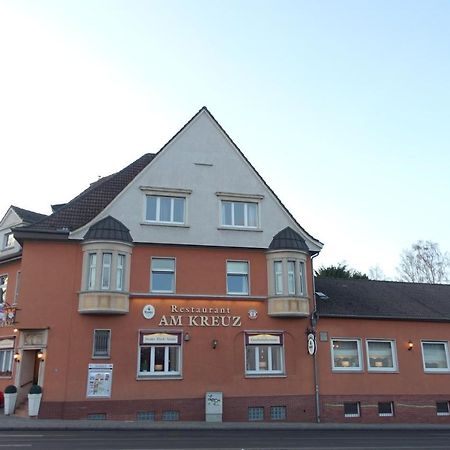 Gasthof & Restaurant "Am Kreuz" 埃森 外观 照片